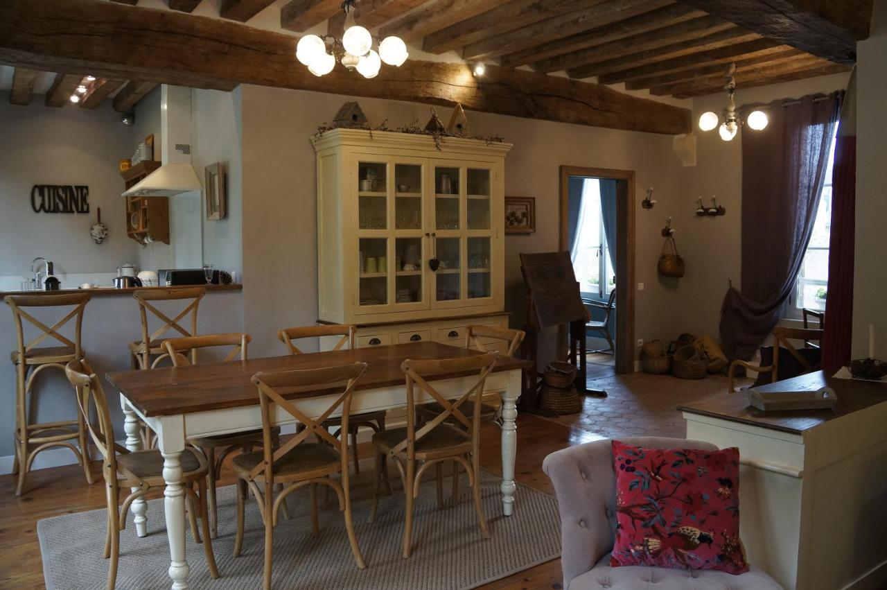 Apartamento Gite La Chancellerie Château-Thierry Exterior foto